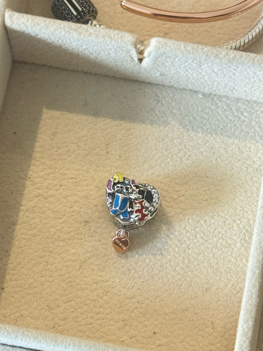 Pandora stitch ohana charm